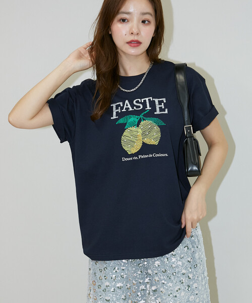 PUBLUX(パブリュクス)の「PUBLUX/パブリュクス レモン 刺繍 Tシャツ 限定展開(Tシャツ/カットソー・レディース・ライトグレー/ピンク/ネイビー/チャコールグレー・フリ-)」の15枚目の写真