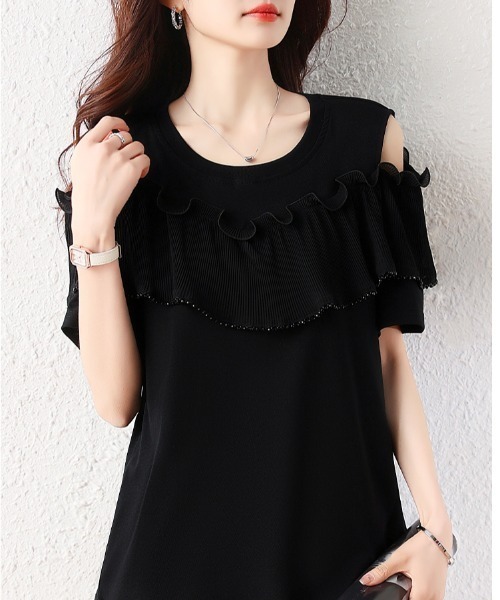 LUCPY(ラクピー)の「フリルデザインオープンショルダートップス(その他トップス・レディース・ブラック・XXX-LARGE/XX-LARGE/X-LARGE/LARGE)」の3枚目の写真