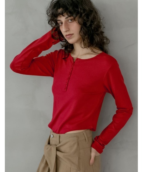 Re:EDIT（リエディ）の「[2026 SUMMER COLLECTION][接触冷感]アンチピリングボディスーツカッティングトップス（Tシャツ/カットソー・レディース・レッド/杢グレー/ブラック/アイボリー・MEDIUM/LARGE）」の13枚目の写真