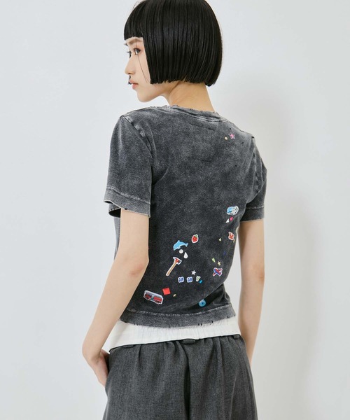 Maison MIHARA YASUHIRO(メゾンミハラヤスヒロ)の「【MIHARA YASUHIRO/ミハラヤスヒロ】BLEACHED KIDS STICKER MINI TEE/ブリーチドキッズステッカーミニT(Tシャツ/カットソー・レディース・ブラック/グレー・38)」の21枚目の写真