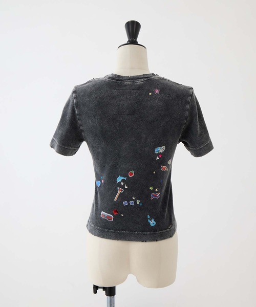 Maison MIHARA YASUHIRO(メゾンミハラヤスヒロ)の「【MIHARA YASUHIRO/ミハラヤスヒロ】BLEACHED KIDS STICKER MINI TEE/ブリーチドキッズステッカーミニT(Tシャツ/カットソー・レディース・ブラック/グレー・38)」の5枚目の写真