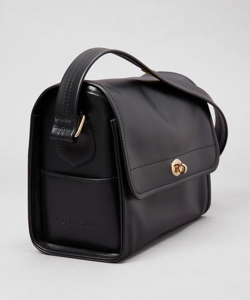 HOLIDAY（ホリデイ）の「LEATHER FLAP BAG S レザーフラップバッグS（ショルダーバッグ・レディース・ブラック・ONE SIZE）」の2枚目の写真