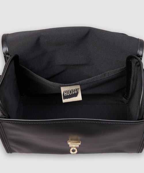 HOLIDAY（ホリデイ）の「LEATHER FLAP BAG S レザーフラップバッグS（ショルダーバッグ・レディース・ブラック・ONE SIZE）」の5枚目の写真