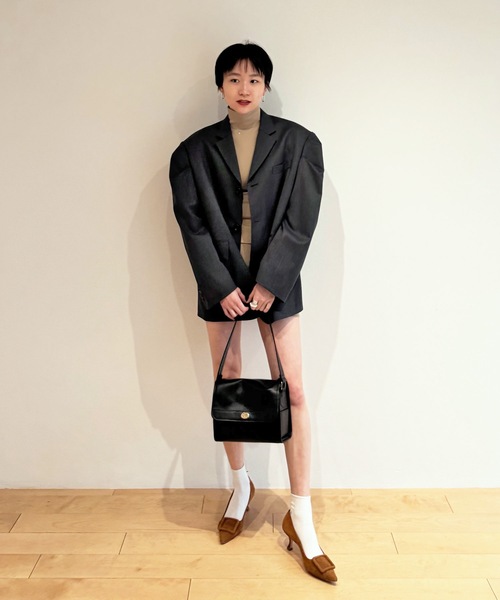 HOLIDAY（ホリデイ）の「LEATHER FLAP BAG S レザーフラップバッグS（ショルダーバッグ・レディース・ブラック・ONE SIZE）」の11枚目の写真
