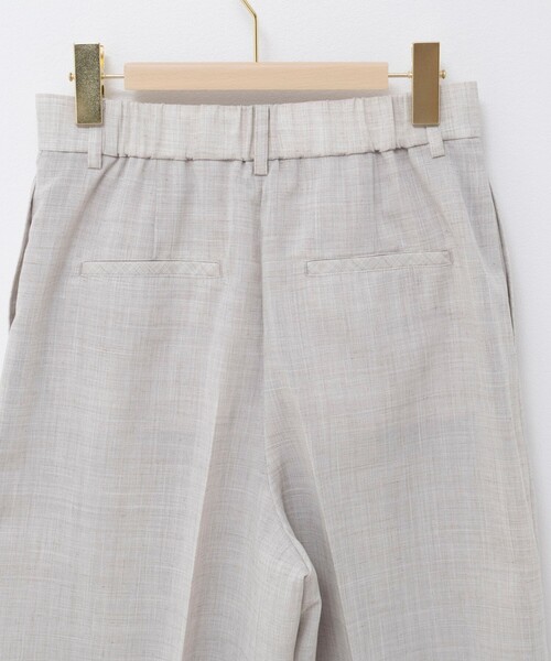 NOLLEY’S Sophi（ノーリーズソフィ）の「《セットアップ対応》ウォッシャブルリネンライクシアーボイルハーフパンツ（その他パンツ・レディース・ダークブラウン/グレイッシュベージュ・36/38/34）」の7枚目の写真