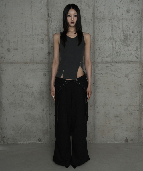 ETRE AU SOMMET(エトレオソメ)の「Double Rib Pintuck Training Pants (Black)(スウェットパンツ・レディース・ブラック・FREE)」の4枚目の写真