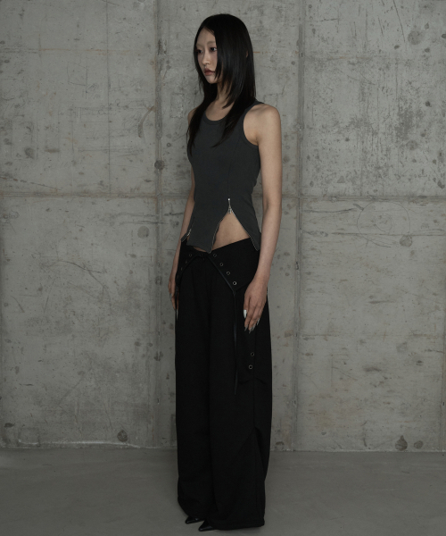ETRE AU SOMMET(エトレオソメ)の「Double Rib Pintuck Training Pants (Black)(スウェットパンツ・レディース・ブラック・FREE)」の5枚目の写真