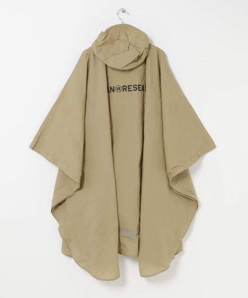 THE GOODLAND MARKET(ザグッドランドマーケット)の「『別注』KiU×ザ グッドランド マーケット RAIN PONCHO(ポンチョ・メンズ・ベージュ/カーキ/ブラック・ONE)」の13枚目の写真