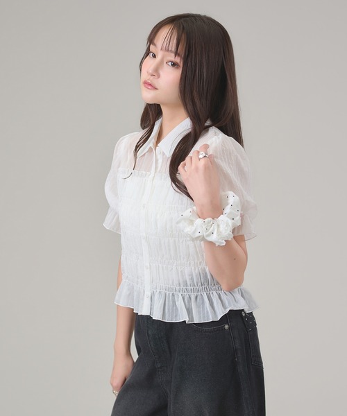 apres jour mignon(アプレジュールミニョン)の「シャーリングパフスリーブシャツ(シャツ/ブラウス・レディース・ネイビー/オフホワイト/ブルー系その他/ブラウン系その他・LARGE/フリー)」の22枚目の写真