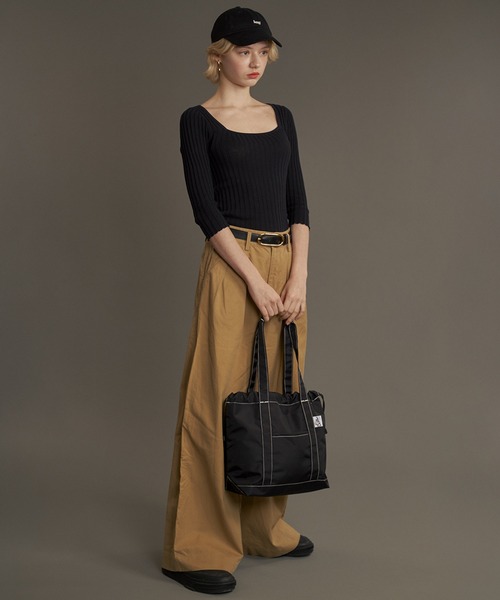 Drifter(ドリフター)の「BUCKEYE DRAWSTRING TOTE M/バックアイドローストリングトート(Mサイズ)(トートバッグ・レディース・ブラック/ベージュ系その他/レオパード/ダークグリーン系/チャコールグレー×ブラック・FREE)」の7枚目の写真