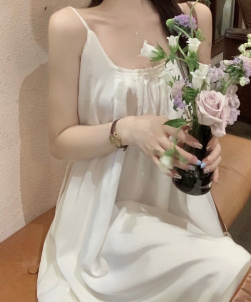 Aelina(エリナ)の「キャミワンピース(ジャンパースカート・レディース・イエロー/ホワイト・FREE)」の17枚目の写真