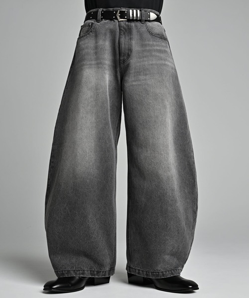 GLITTER TWILL 3D TWISTED JORTS（デニムパンツ）｜NVRFRGT（ネヴァー