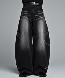 ADRER（アドラー）の「ADRER The Semi Curved Denim   アドラー ザ セミ カーブドデニム（デニムパンツ）」