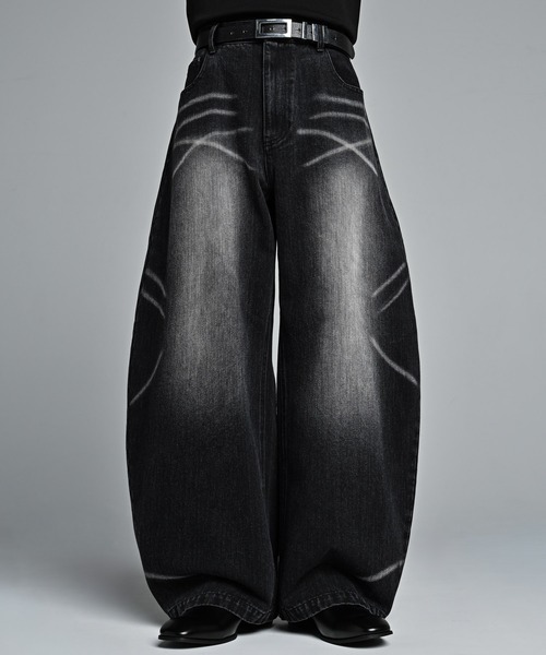 ADRER（アドラー）の「ADRER The Semi Curved Denim / アドラー ザ セミ カーブドデニム（デニムパンツ・メンズ・ブラック系1/ブルー系1・XS/S/M/L）」の3枚目の写真