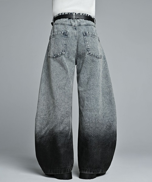 ADRER（アドラー）の「ADRER The Semi Curved Denim / アドラー ザ セミ カーブドデニム（デニムパンツ・メンズ・ブラック系1/ブルー系1・XS/S/M/L）」の12枚目の写真