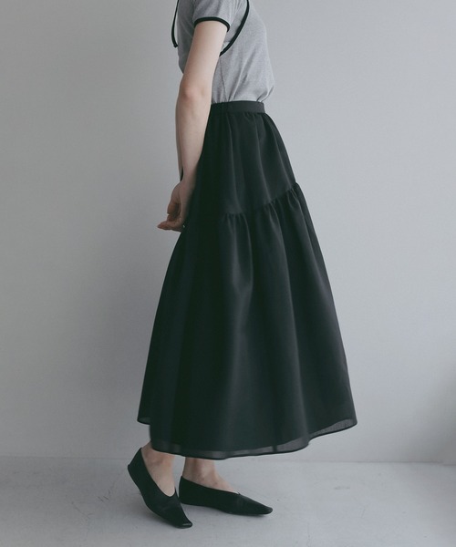 MANOF(マノフ)の「SHEER GATHERED FLARE SKIRT(スカート・レディース・ホワイト/ライトブルー/ブラック・S/M)」の17枚目の写真