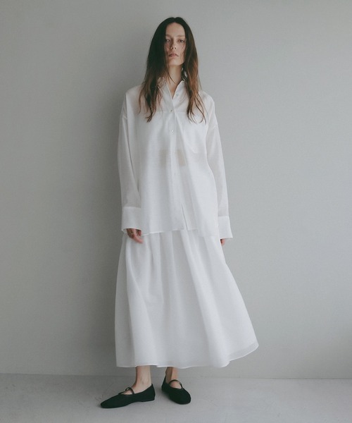 MANOF(マノフ)の「SHEER GATHERED FLARE SKIRT(スカート・レディース・ホワイト/ライトブルー/ブラック・S/M)」の5枚目の写真