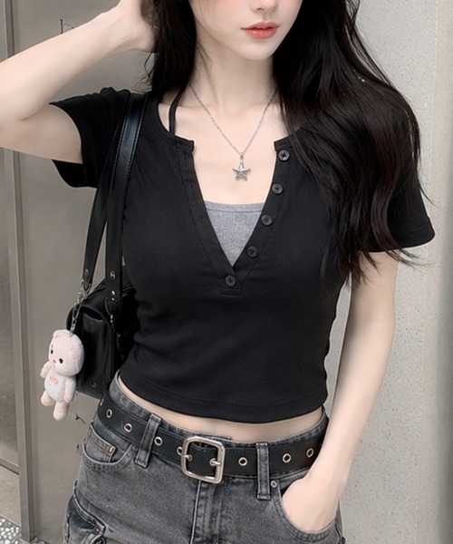 MEMECLE(メメクル)の「【 MEMECLE / メメクル 】レイヤード風 デザインネック半袖カットソー(Tシャツ/カットソー・レディース・グレー・SMALL/MEDIUM)」の4枚目の写真