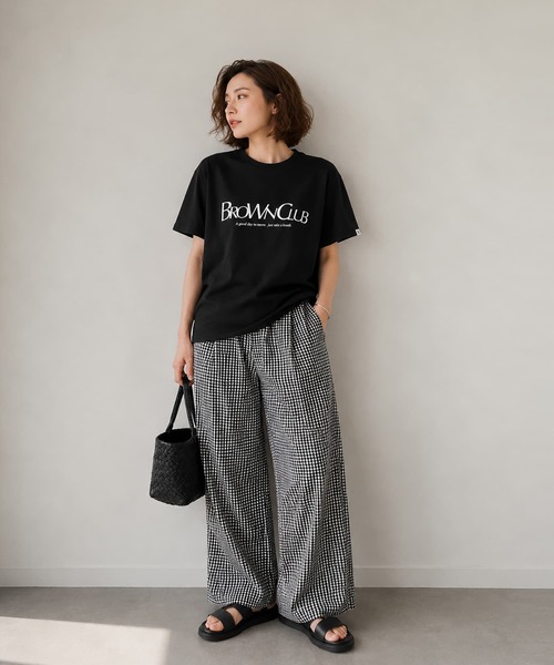 Brown&Street(ブラウンアンドストリート)の「【接触冷感】クールタッチロゴT(Tシャツ/カットソー・レディース・ホワイト/ブラック・FREE)」の5枚目の写真