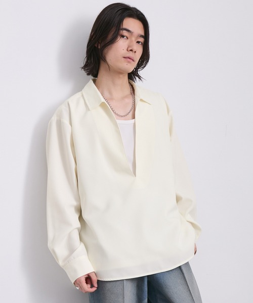 EMMA CLOTHES(エマクローズ)の「ハードツイスト長袖ヴァルーズシャツ(速乾 UV イージーケア)(シャツ/ブラウス・メンズ・グレイッシュベージュ/スミクロ/オフホワイト・S/M/L)」の2枚目の写真