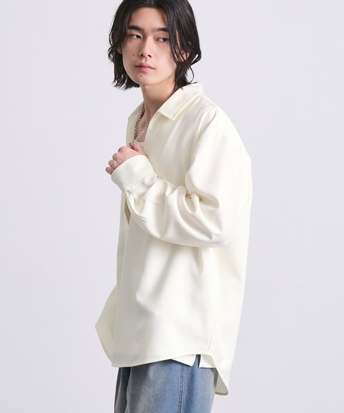 EMMA CLOTHES(エマクローズ)の「ハードツイスト長袖ヴァルーズシャツ(速乾 UV イージーケア)(シャツ/ブラウス・メンズ・グレイッシュベージュ/スミクロ/オフホワイト・S/M/L)」の22枚目の写真