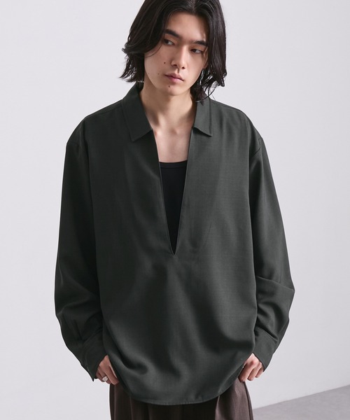 EMMA CLOTHES(エマクローズ)の「ハードツイスト長袖ヴァルーズシャツ(速乾 UV イージーケア)(シャツ/ブラウス・メンズ・グレイッシュベージュ/スミクロ/オフホワイト・S/M/L)」の6枚目の写真