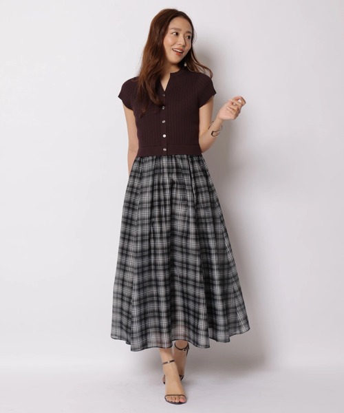 JUSGLITTY（ジャスグリッティー）の「シアーチェックドッキングワンピース（ワンピース・レディース・ブラウン/ネイビー・2/1）」の5枚目の写真