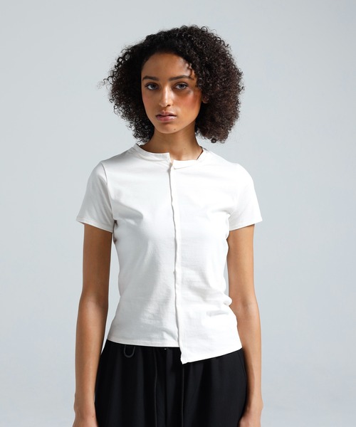 Y-3(ワイスリー)の「Y-3 FITTED SHORT SLEEVE TEE(Tシャツ/カットソー・レディース・ホワイト系その他・X-SMALL/SMALL/MEDIUM)」の1枚目の写真