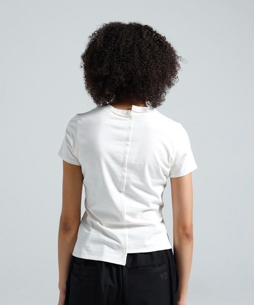 Y-3(ワイスリー)の「Y-3 FITTED SHORT SLEEVE TEE(Tシャツ/カットソー・レディース・ホワイト系その他・X-SMALL/SMALL/MEDIUM)」の3枚目の写真