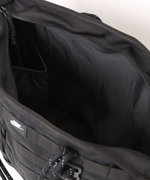 NIKE（ナイキ）の「《NIKEアパレル》NK NSW RPM TOTE（トートバッグ・レディース・ブラック・フリー）」の4枚目の写真