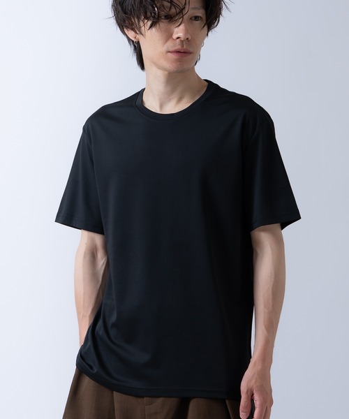 Crownor(クラウノアー)の「冷感 半袖 カットソー(Tシャツ/カットソー・メンズ・チャコール/ブラック/ホワイト・MEDIUM/LARGE)」の13枚目の写真