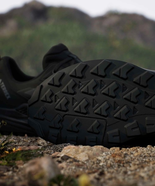 adidas(アディダス)の「テレックス Anylander Rain. Rdy ハイキング / Terrex Anylander Rain.Rdy Hiking / アディダス adidas(スニーカー・メンズ・ブラック・24.5cm/25.0cm/25.5cm/26.0cm/26.5cm/27.0cm/27.5cm/28.0cm/28.5cm)」の19枚目の写真