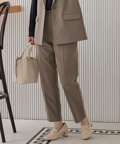 Honeys(ハニーズ)の「【ストレッチ・ウォッシャブル・イージーケア】センタープレスパンツ(股下72cm)(スラックス・レディース・杢グレー/ネイビー/ブラック/ブラウン系その他2・S/M/LL/L/3L)」の3枚目の写真