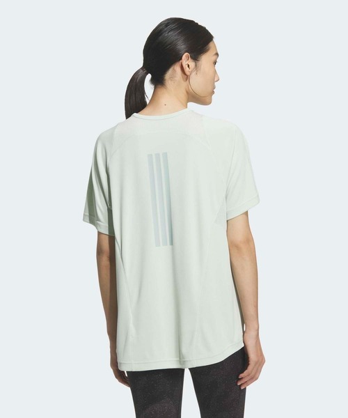 adidas(アディダス)の「トレーニング エッセンシャルズ プラス ルーズフィット クールセンサー ミッド レギュラー レングス半袖Tシャツ / アディダス adidas(Tシャツ/カットソー・レディース・グリーン・XX-LARGE/LARGE/MEDIUM/SMALL/X-LARGE/X-SMALL)」の2枚目の写真