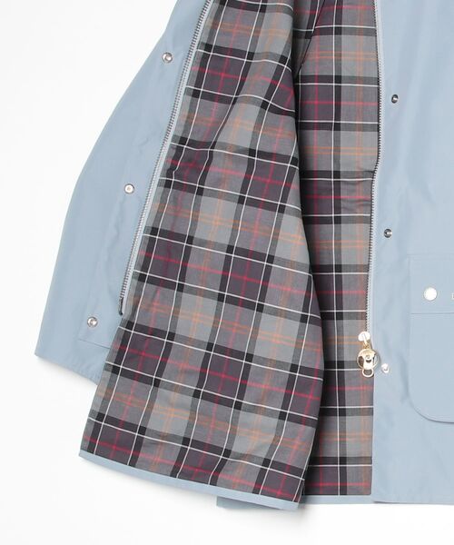 Barbour（バブアー）の「ボンディング ミドルレングス ジャケット Japan Exclusive（レディース）（その他アウター・レディース・ブラック/ライトブルー/グレイッシュベージュ・MEDIUM/SMALL）」の16枚目の写真