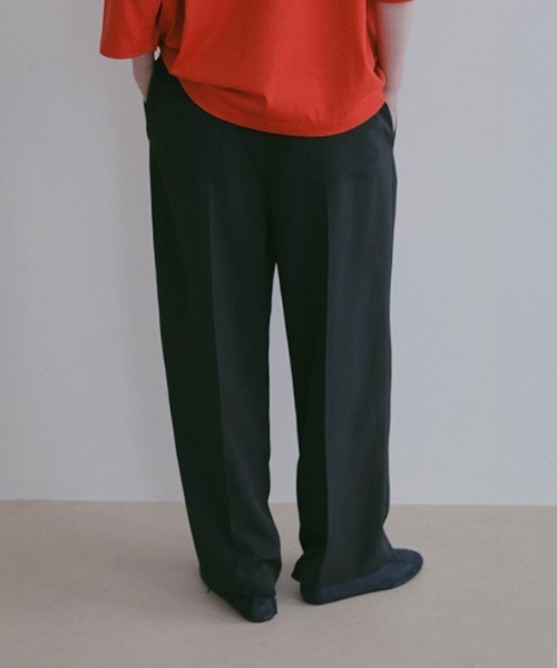 ETRE TOKYO(エトレトウキョウ)の「トリアセテートオックスリラクシーパンツ(その他パンツ・レディース・グレイッシュベージュ/チャコール・S/M)」の13枚目の写真