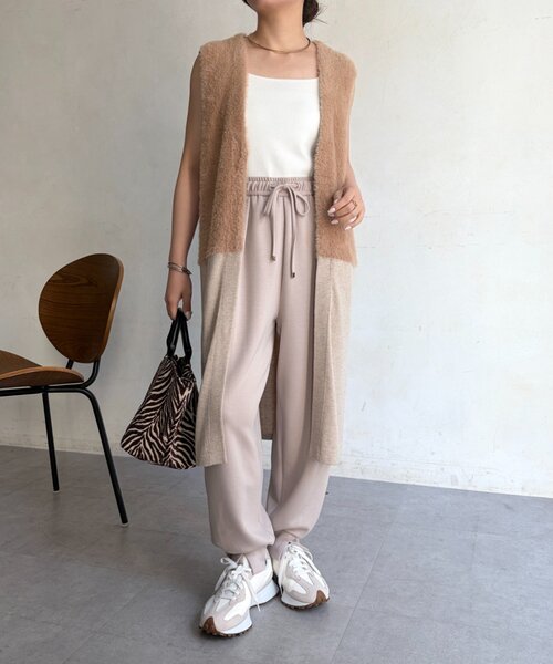 Jena espace merveilleux(ジェナ エスパスメルヴェイユ)の「ボンディングジョガーパンツ(その他パンツ・レディース・ベージュ/チャコールグレー・FREE)」の6枚目の写真