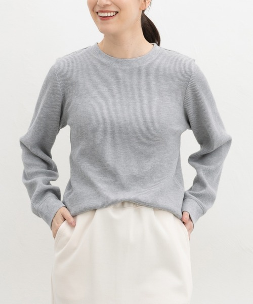 Honeys(ハニーズ)の「ワッフルTシャツ(Tシャツ/カットソー・レディース・杢グレー/オートミール/ブラック/キャメル/カーキ/ベージュ・S/M/LL/L)」の3枚目の写真