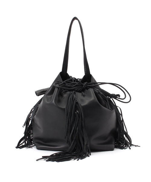 MOUSSY（マウジー）の「FRINGE BAG（ショルダーバッグ・レディース・ブラック/オフホワイト・FREE）」の2枚目の写真