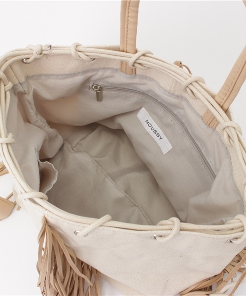 MOUSSY（マウジー）の「FRINGE BAG（ショルダーバッグ・レディース・ブラック/オフホワイト・FREE）」の11枚目の写真