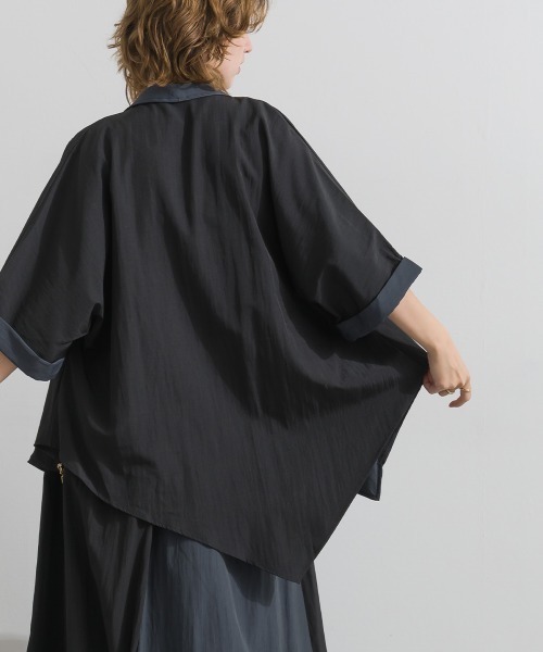 Material(Avenue)(マテリアル)の「【Material】シャドーナイロン バイカラー イレギュラーヘム フロントジップ ポンチョ カーディガン(その他アウター・レディース・ダークブラウン/テラコッタ/ブラック・FREE)」の18枚目の写真