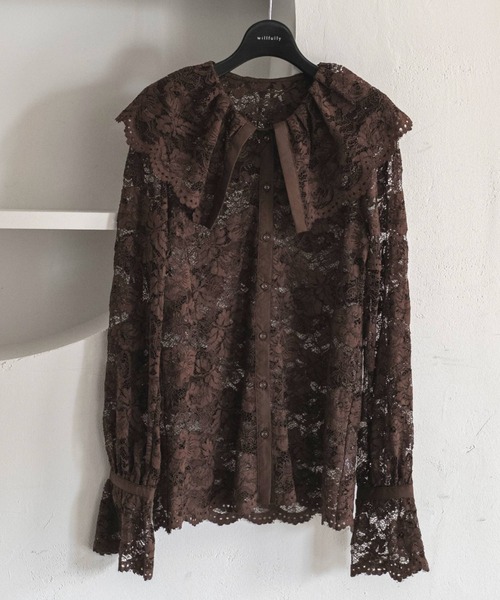 WILLFULLY(ウィルフリー)の「scallop all over lace candy sleeve BL(シャツ/ブラウス・レディース・サックスブルー/ホワイト/ブラウン・FREE)」の3枚目の写真