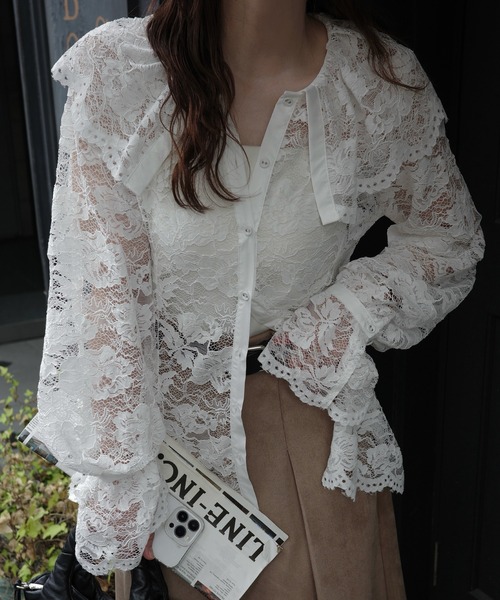 WILLFULLY(ウィルフリー)の「scallop all over lace candy sleeve BL(シャツ/ブラウス・レディース・サックスブルー/ホワイト/ブラウン・FREE)」の2枚目の写真