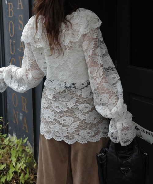 WILLFULLY(ウィルフリー)の「scallop all over lace candy sleeve BL(シャツ/ブラウス・レディース・サックスブルー/ホワイト/ブラウン・FREE)」の12枚目の写真