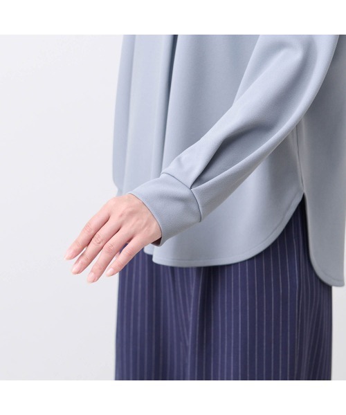 Belle Maison(ベルメゾン)の「テクニックいらずのキーネックブラウス【乾燥機OK】(シャツ/ブラウス・レディース・ベージュ/グレイッシュブルー/ブラック/モカ・M/S/L)」の12枚目の写真
