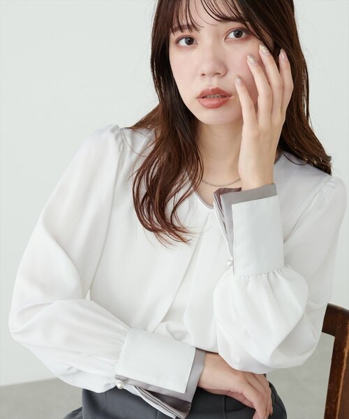natural couture(ナチュラルクチュール)の「〈osono〉配色Wカフスブラウス(シャツ/ブラウス・レディース・ドット/ネイビー/モカ/オフホワイト/サックスブルー・FREE)」の19枚目の写真