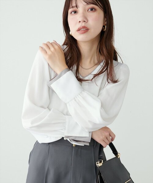 natural couture(ナチュラルクチュール)の「〈osono〉配色Wカフスブラウス(シャツ/ブラウス・レディース・ドット/ネイビー/モカ/オフホワイト/サックスブルー・FREE)」の20枚目の写真