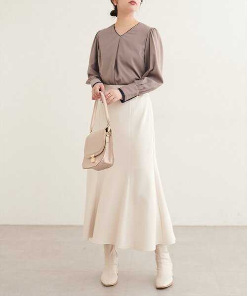 natural couture(ナチュラルクチュール)の「〈osono〉配色Wカフスブラウス(シャツ/ブラウス・レディース・ドット/ネイビー/モカ/オフホワイト/サックスブルー・FREE)」の11枚目の写真