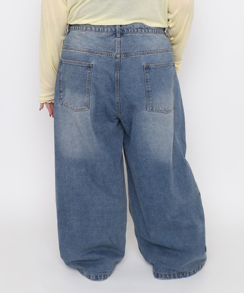 PUNYUS(プニュズ)の「【NEW SIZE】バギーデニムパンツ(デニムパンツ・レディース・ブルー系その他/ライトブルー・1/2/3/4/5)」の5枚目の写真