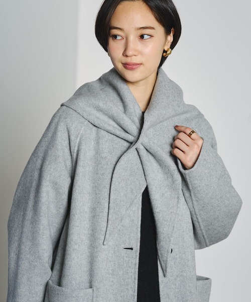 ROSE BUD(ローズバッド)の「SCARF LONG COAT(ノーカラーコート・レディース・グレー/ブラウン・M/S)」の16枚目の写真